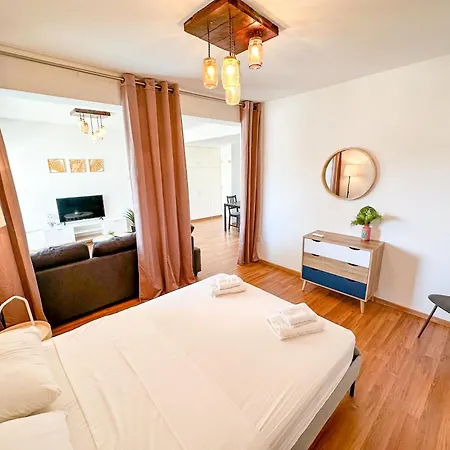 Apartament Sherpa Ajia Napa