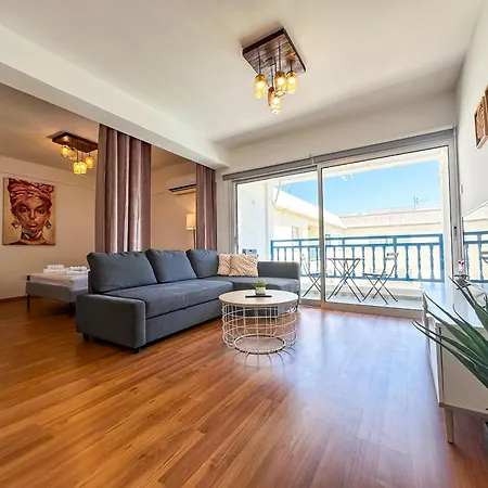 Apartament Sherpa Ajia Napa