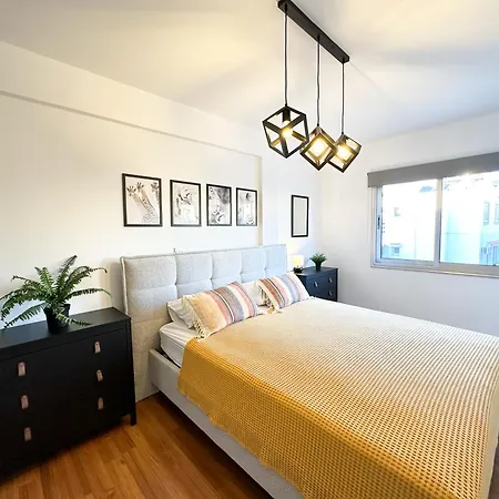 Apartament Sherpa Ajia Napa