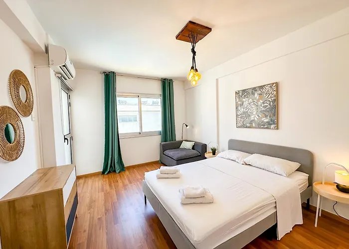 Sherpa * Αγία Νάπα